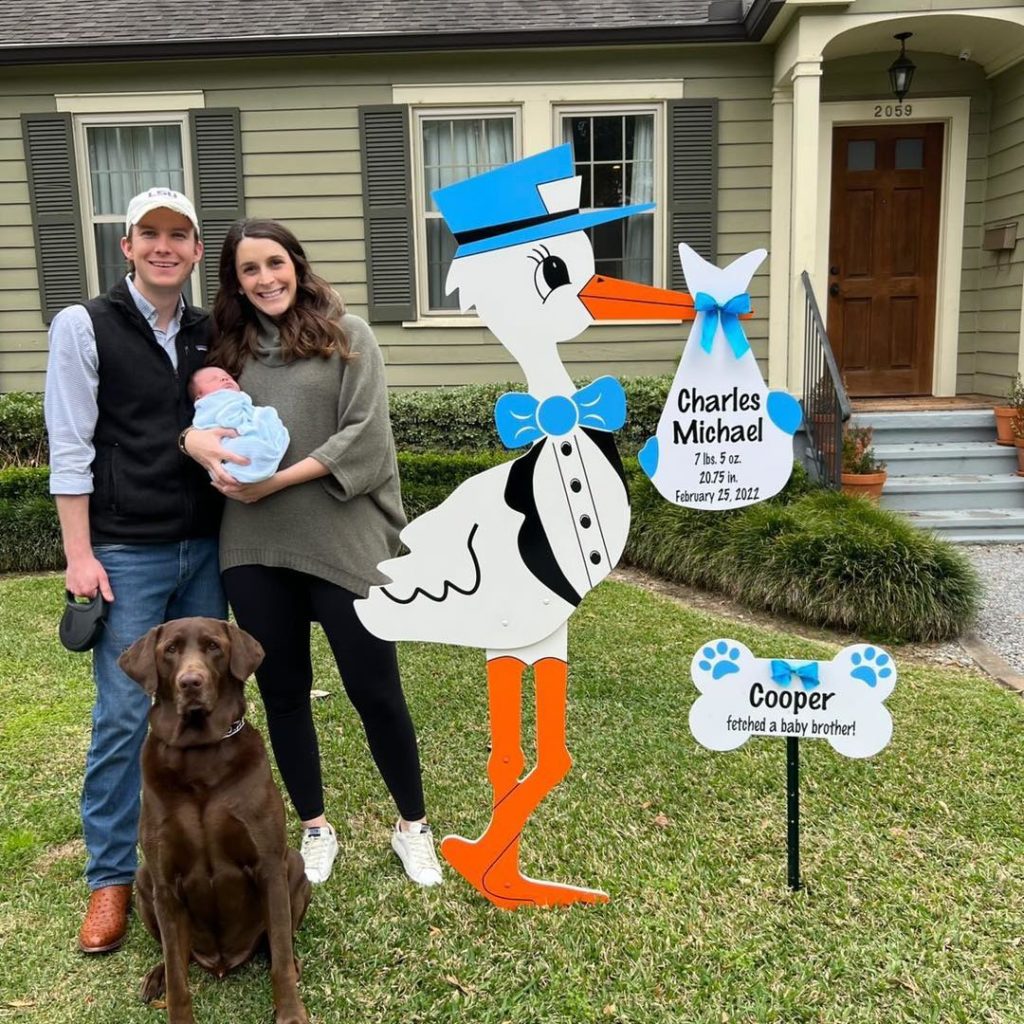 Blue Stork Sign with Personalized Bundles and Dog Bone Sign,